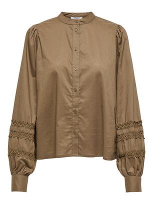 Only 15354774/Cub Dolly life LS button top